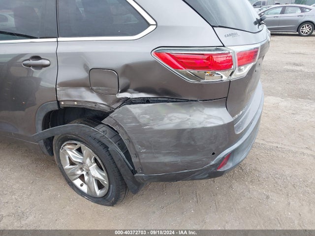5TDDKRFH0FS223867 Toyota Highlander Limited V6