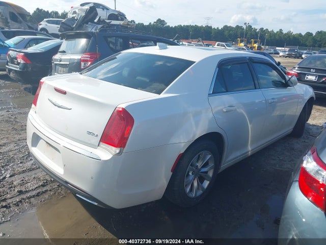 Chrysler 300 Anniversary Edition 2016 2C3CCAAG0GH142087 Image 4