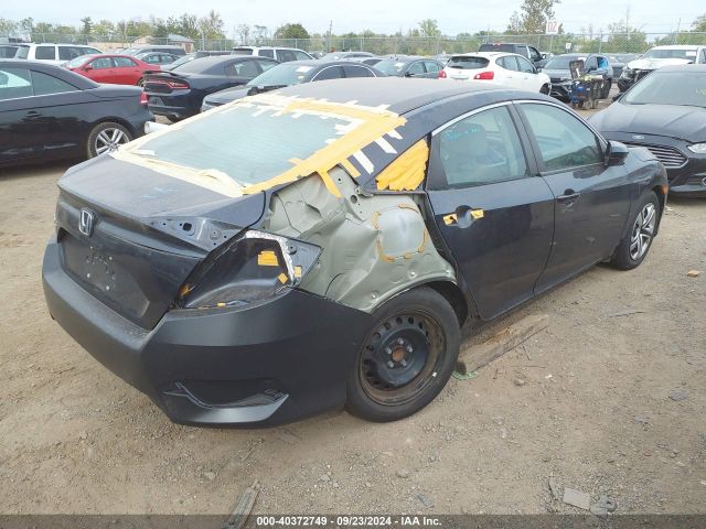 19XFC2F52JE009551 Honda Civic Lx