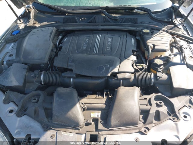 2010 JAGUAR XF SAJWA0HE3AMR74266 Photo 9