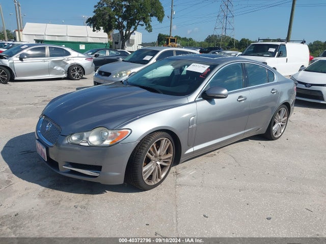 2010 JAGUAR XF SAJWA0HE3AMR74266 Photo 1