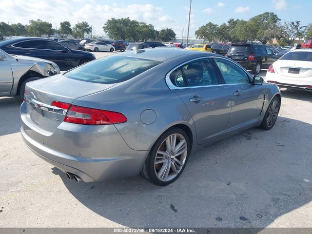2010 JAGUAR XF SAJWA0HE3AMR74266 Photo 3