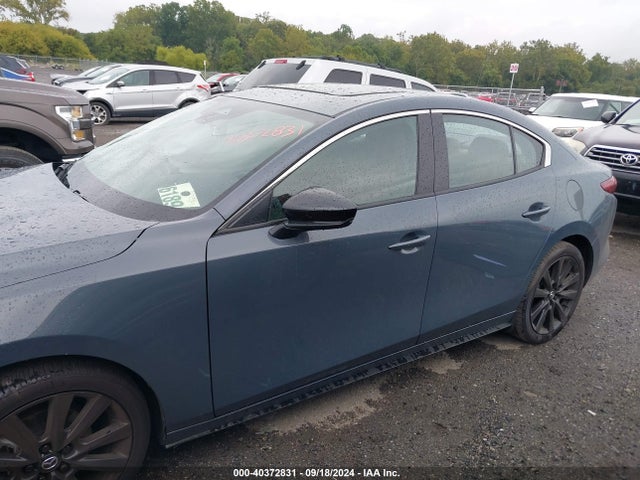 3MZBPBCMXRM412495 Mazda Mazda3 2.5 S Carbon Edition