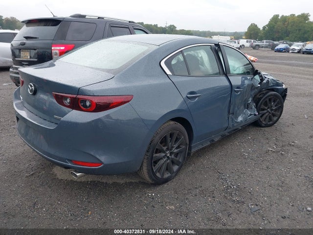 3MZBPBCMXRM412495 Mazda Mazda3 2.5 S Carbon Edition