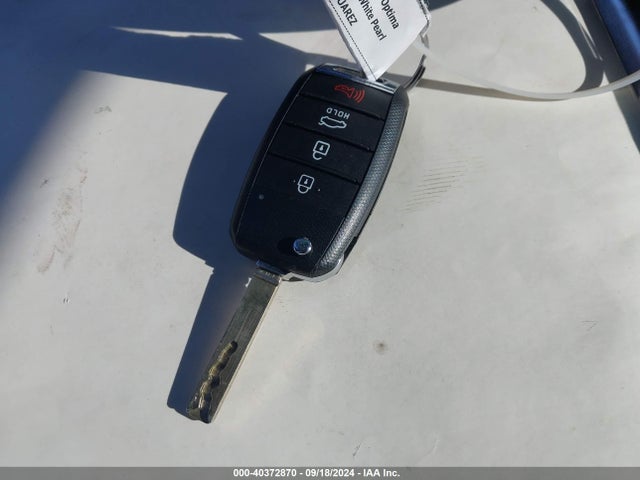 KIA Optima Lx 2016 5XXGT4L37GG058733 Image 11