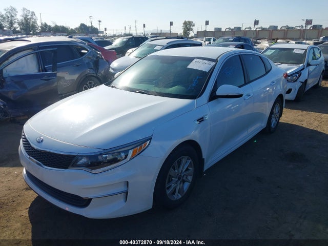 KIA Optima Lx 2016 5XXGT4L37GG058733 Image 2