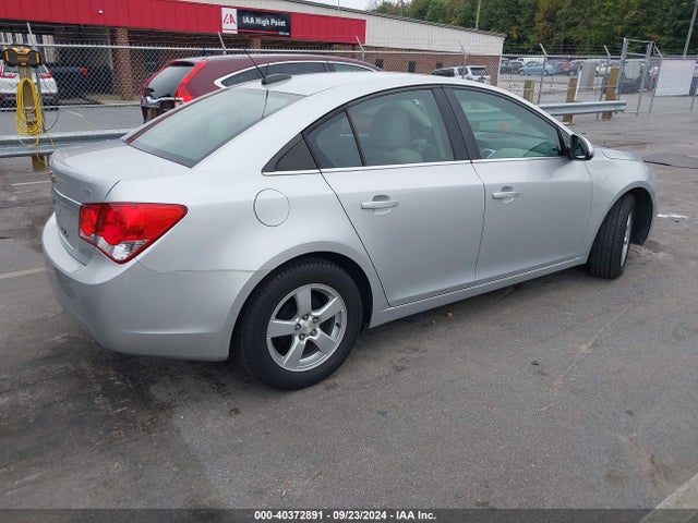 Chevrolet Cruze 1lt Auto 2015 1G1PC5SB4F7300621 Image 4