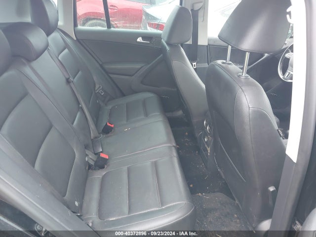 WVGBV3AX7EW601946 Volkswagen Tiguan Sel