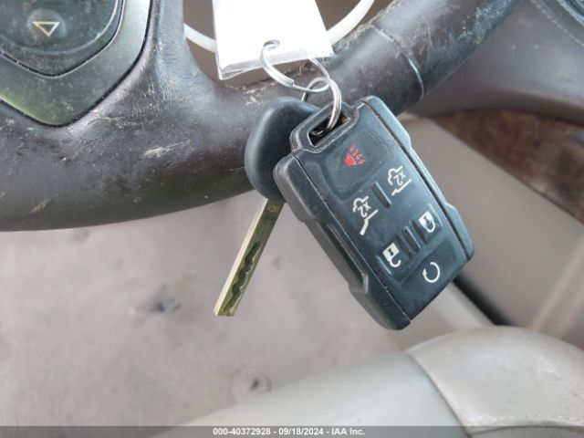 1GNSCBKC0KR230100 Chevrolet Tahoe Lt