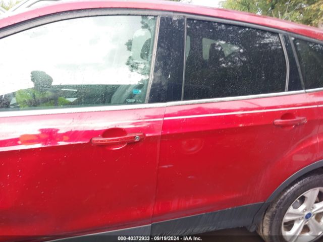 1FMCU9G90FUB70172 Ford ESCAPE SE