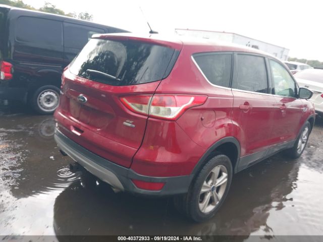 1FMCU9G90FUB70172 Ford ESCAPE SE