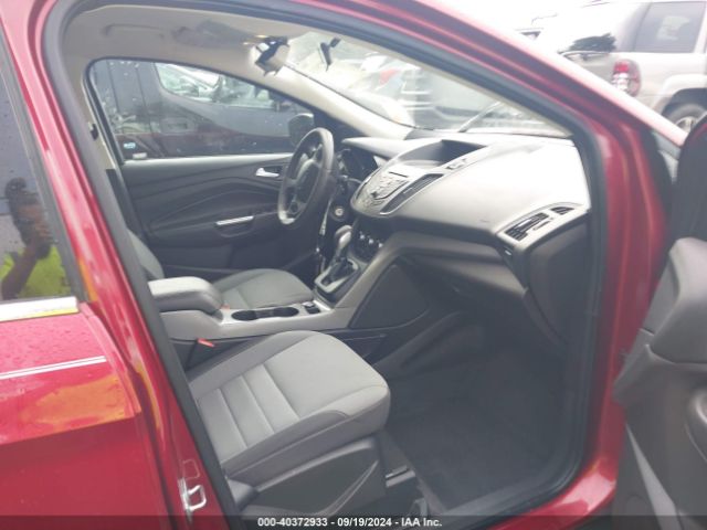 1FMCU9G90FUB70172 Ford ESCAPE SE