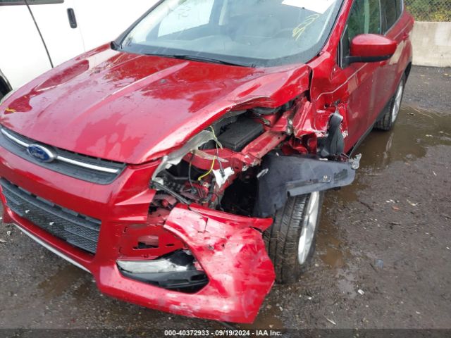 1FMCU9G90FUB70172 Ford ESCAPE SE