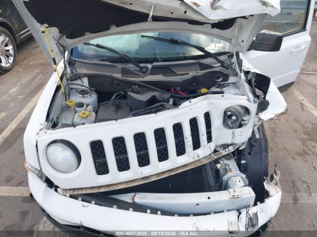 1C4NJPBB4GD603188 Jeep Patriot Sport