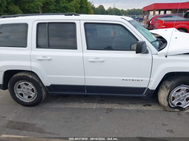 1C4NJPBB4GD603188 Jeep Patriot Sport