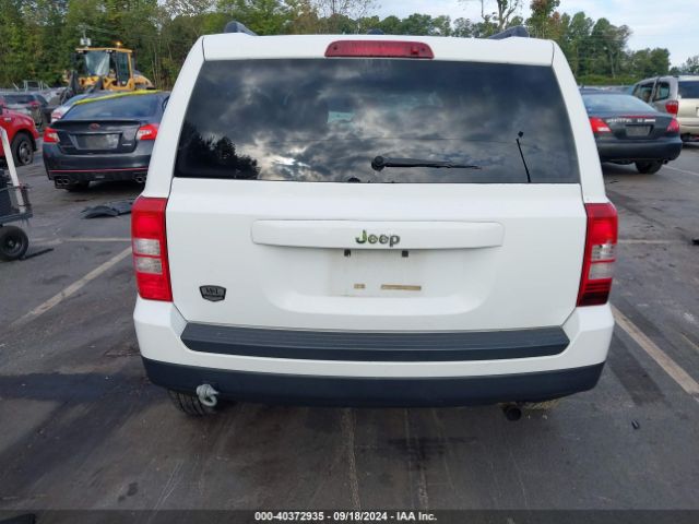 1C4NJPBB4GD603188 Jeep Patriot Sport