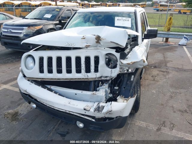 1C4NJPBB4GD603188 Jeep Patriot Sport