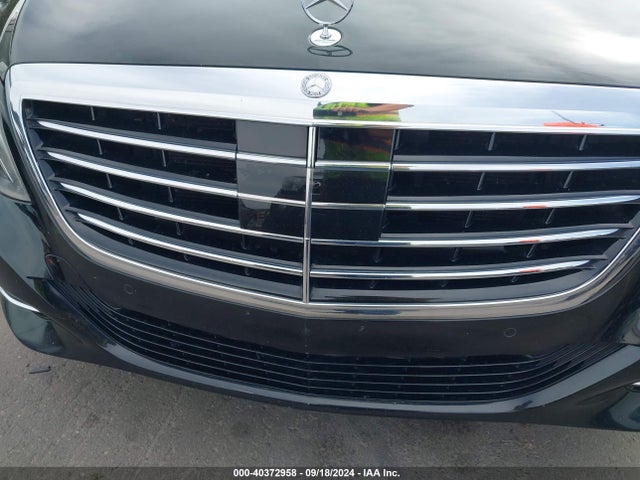 WDDUG8FB8EA049765 Mercedes-Benz S 550 4matic