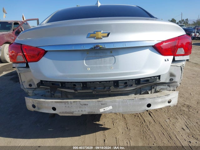 Chevrolet IMPALA 1LT 2017 2G1105SA4H9168029 Image 6