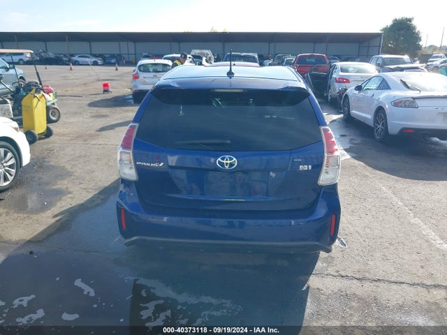 Toyota Prius V Four 2016 JTDZN3EU8GJ044483 Image 16
