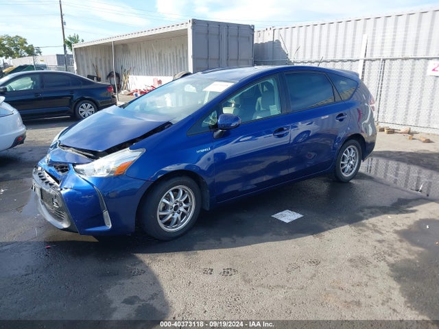 Toyota Prius V Four 2016 JTDZN3EU8GJ044483 Image 2