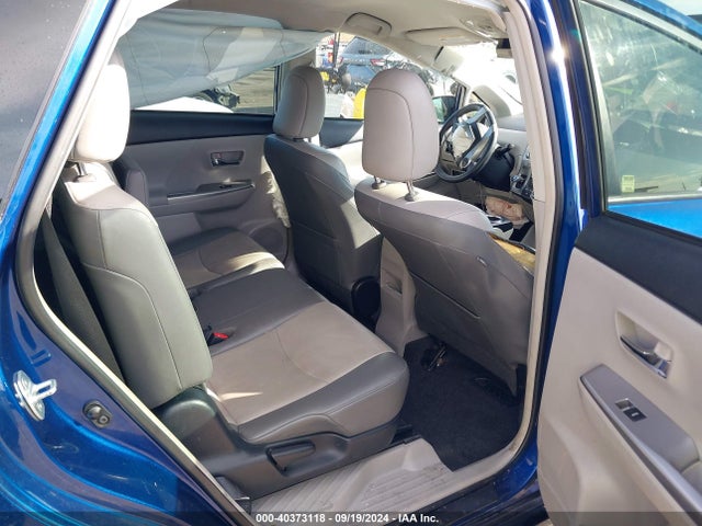 Toyota Prius V Four 2016 JTDZN3EU8GJ044483 Image 8