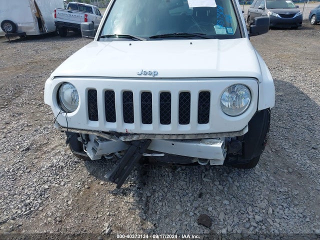 1C4NJRFB5FD155581 Jeep Patriot Latitude
