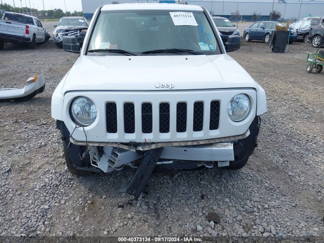 1C4NJRFB5FD155581 Jeep Patriot Latitude