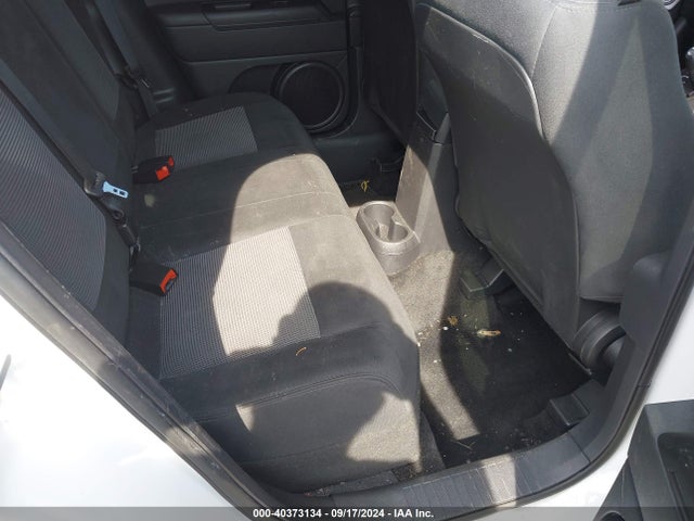 1C4NJRFB5FD155581 Jeep Patriot Latitude