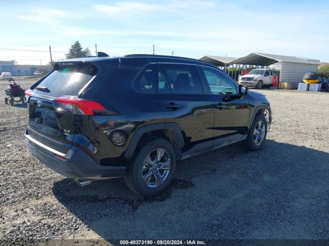 2T3P1RFV1RC422081 Toyota Rav4 Xle