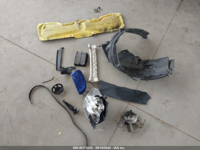 JHMGK5H5XHS007882 Honda FIT LX