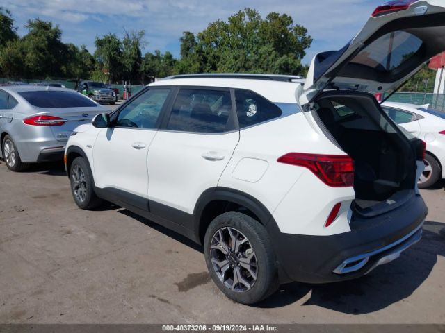 KNDERCAA6N7295897 KIA SELTOS EX
