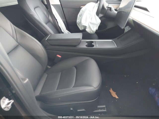 2023 TESLA MODEL 3 5YJ3E1EA5PF638472 Photo 4