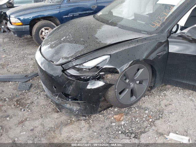 2023 TESLA MODEL 3 5YJ3E1EA5PF638472 Photo 5
