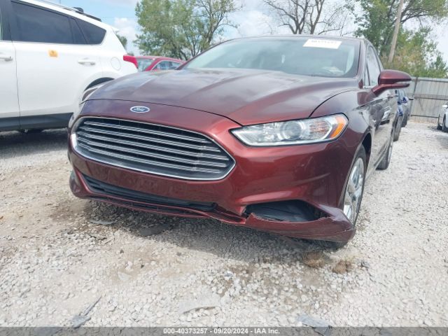 3FA6P0HD8GR325668 Ford FUSION SE