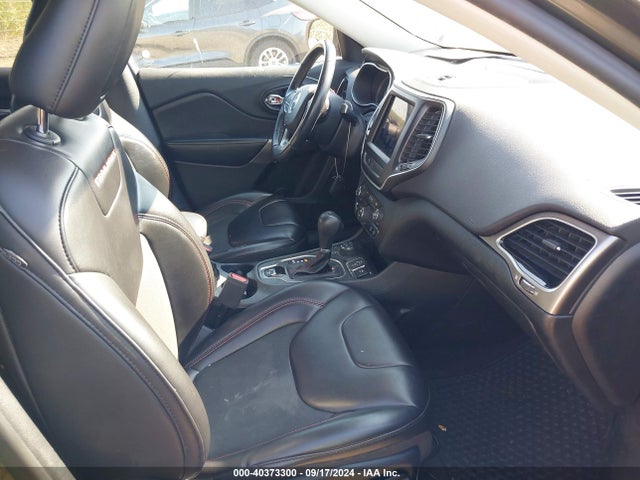 1C4PJMBX6KD389591 Jeep Cherokee Trailhawk 4x4