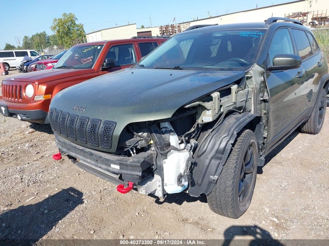 1C4PJMBX6KD389591 Jeep Cherokee Trailhawk 4x4