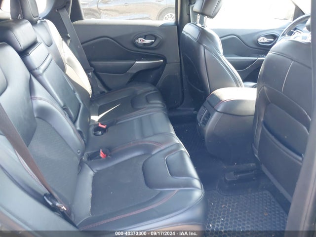 1C4PJMBX6KD389591 Jeep Cherokee Trailhawk 4x4