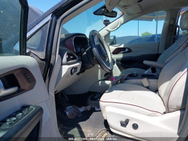 2C4RC1GG0HR841633 Chrysler Pacifica Limited