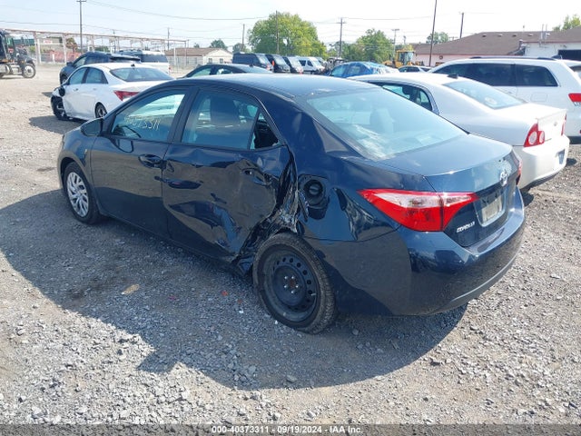 Toyota COROLLA LE 2019 2T1BURHE1KC130072 Image 3