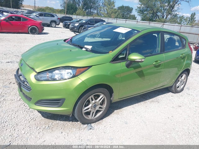 Ford FIESTA SE 2019 3FADP4EJ6KM121028 Image 2