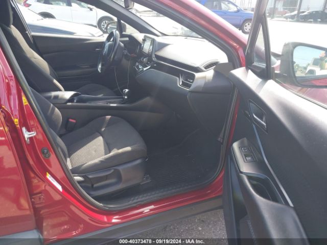 NMTKHMBX3JR003619 Toyota C-hr Xle Premium