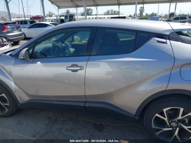 JTNKHMBX3L1077717 Toyota C-HR XLE