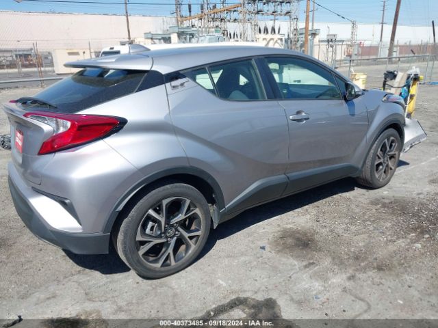 JTNKHMBX3L1077717 Toyota C-HR XLE