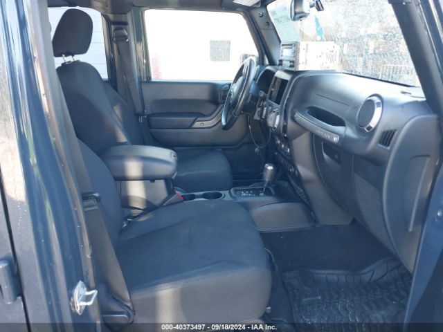 1C4BJWDG7JL813030 Jeep Wrangler Jk Unlimited Sport S 4x4