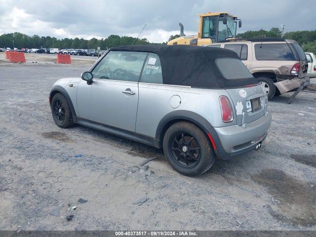 2006 MINI COOPER S WMWRH33576TF88009 Photo 2