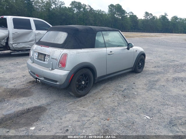 2006 MINI COOPER S WMWRH33576TF88009 Photo 3