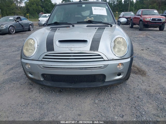 2006 MINI COOPER S WMWRH33576TF88009 Photo 5