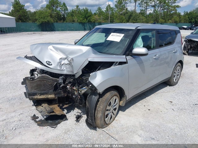 KIA SOUL LX 2020 KNDJ23AU4L7106674 Image 2