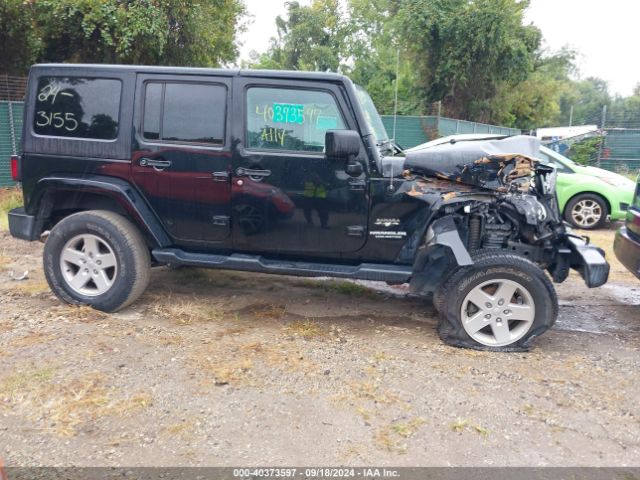 1C4BJWEGXHL561962 Jeep Wrangler Unlimited Sahara 4x4